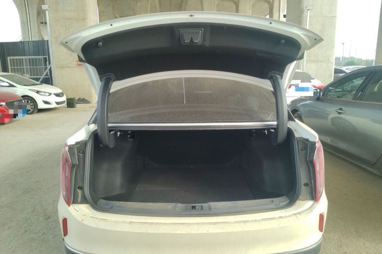 Used Hongqi E-QM5 2024 610 km PLUS