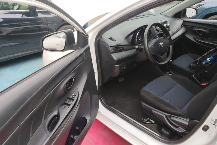 Used Toyota YARiS L Zhi Xiang 2017 1.5E CVT Dynamic Edition