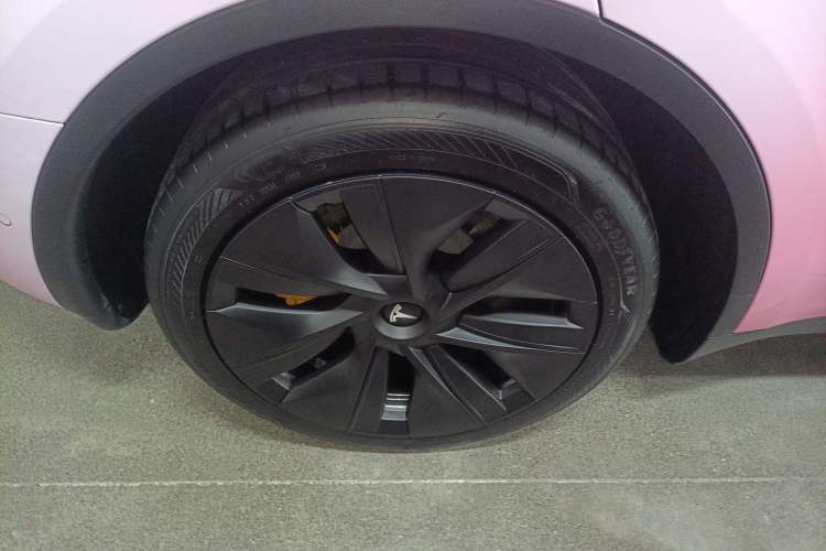 Used Tesla Model Y 2023 Rear-Wheel-Drive Version