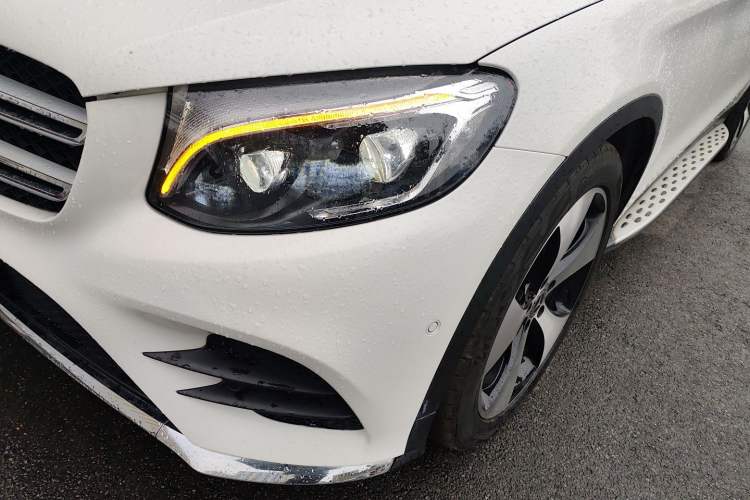 Used Mercedes-Benz GLC 2018 Refreshed GLC 300 4MATIC Dynamic Edition
