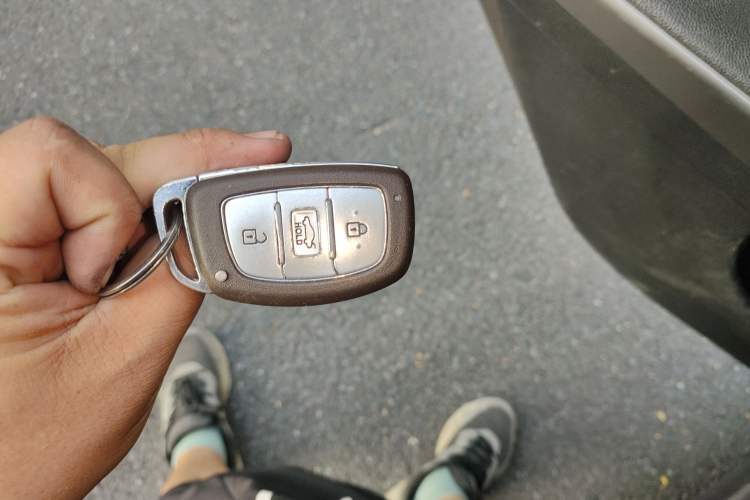 Used Hyundai Elantra (5th Generation / Langdong) 2016 1.6L Automatic Prestige Model Vehicle Key