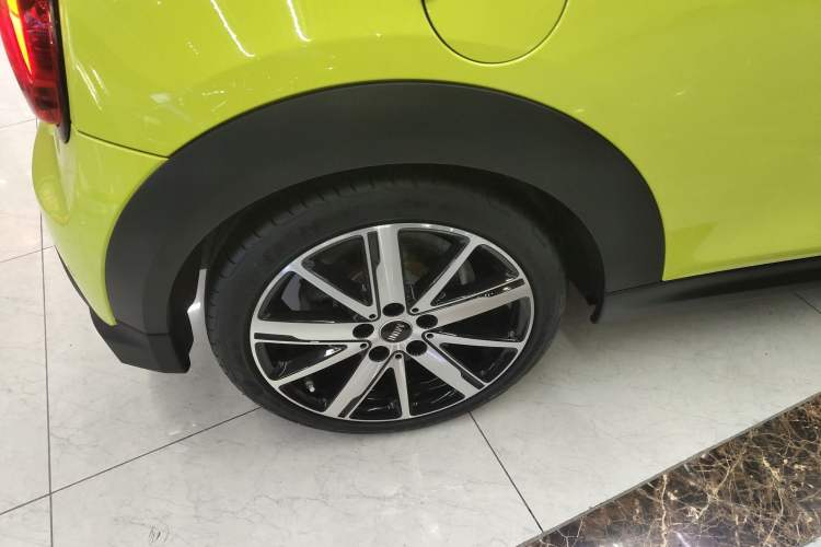 Used MINI 2023 1.5T COOPER Artist