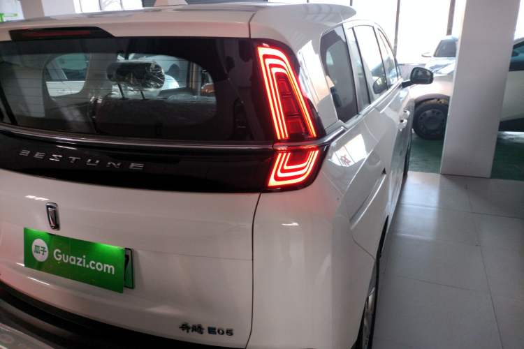 Used Bestune NAT 2022 Comfortable Travel Battery-Swap Version 100kW 414km