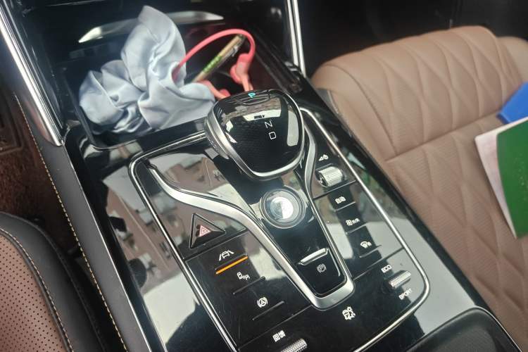 Used BYD Tang New Energy 2021 EV Four-Wheel Drive High-Performance Luxury Model
