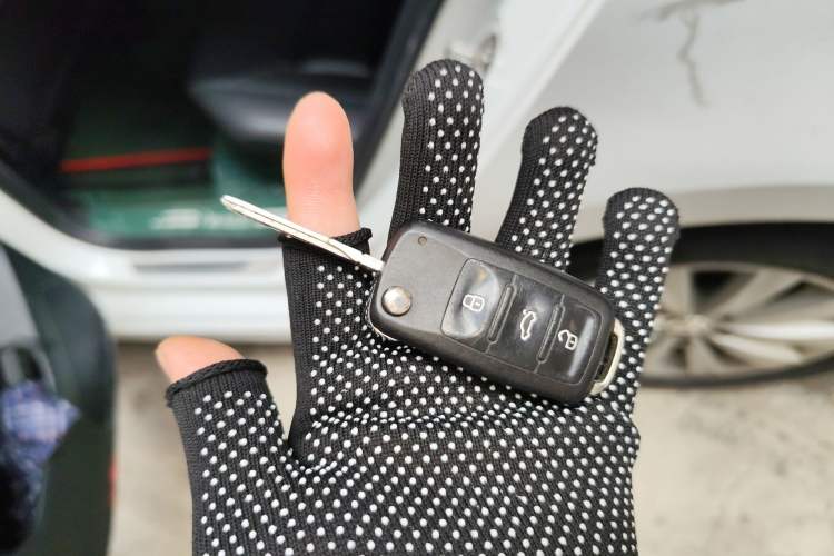 Used Volkswagen Sagitar 2015 230TSI Automatic Comfort Version