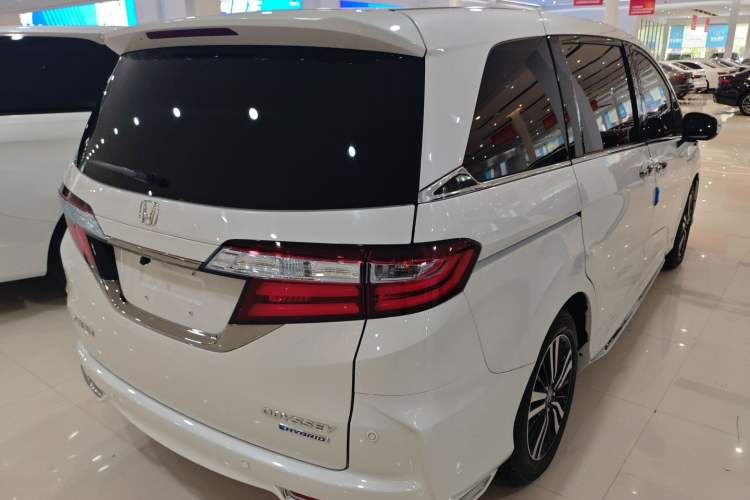 Used Honda Odyssey 2021 2.0L Rui·Luxury Edition Rear Right 45 Deg