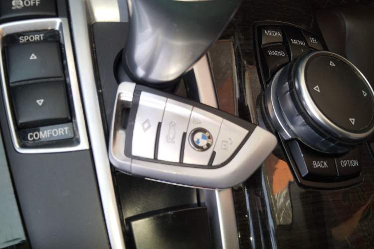 Used BMW 5 Series 2017 525Li Luxury Design Package