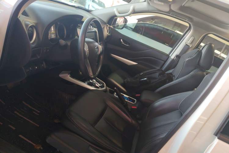 Used Nissan Terra 2020 2.5L XL Upper 4WD Automatic Four-Wheel Drive Luxury Edition Left Front Seat