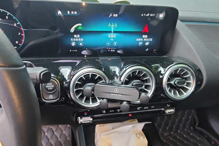 Used Mercedes-Benz GLA 2022 Facelifted GLA 200 Audio And AC Panel