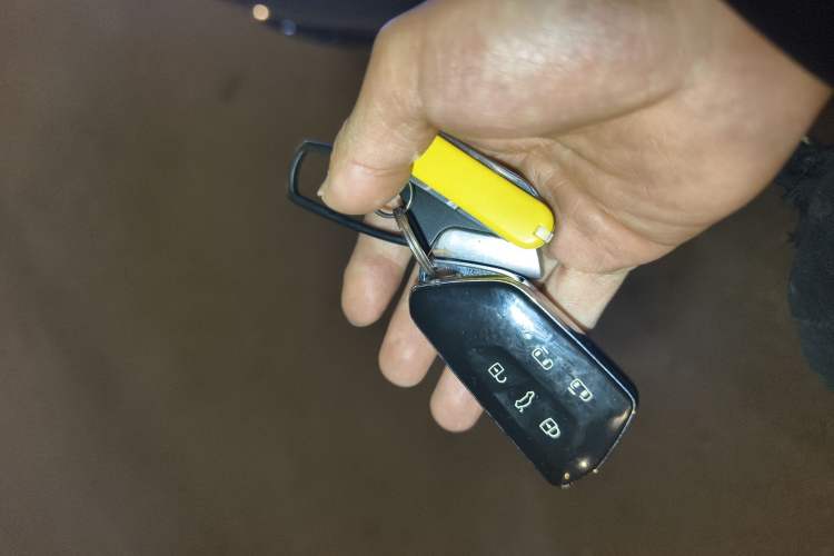 Used Volkswagen Viloran 2022 330TSI Luxury Edition Vehicle Key