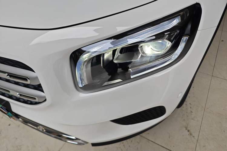 Used Mercedes-Benz GLB 2022 Updated GLB 200 Fashion Edition Left Front Headlight