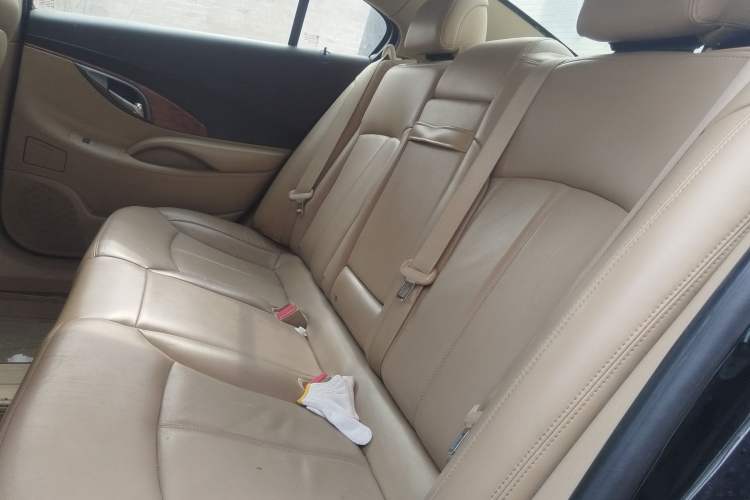 Used Buick LaCrosse 2012 2.4L SIDI Elegant Edition