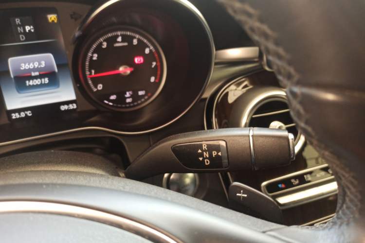 Used Mercedes-Benz GLC 2017 GLC 260 4MATIC Dynamic Edition
