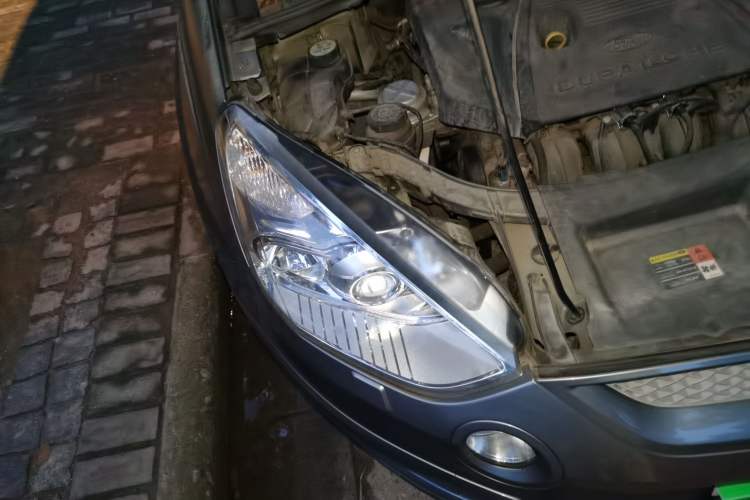 Used Ford S-MAX 2008 2.3L 7-Seater Luxury Version