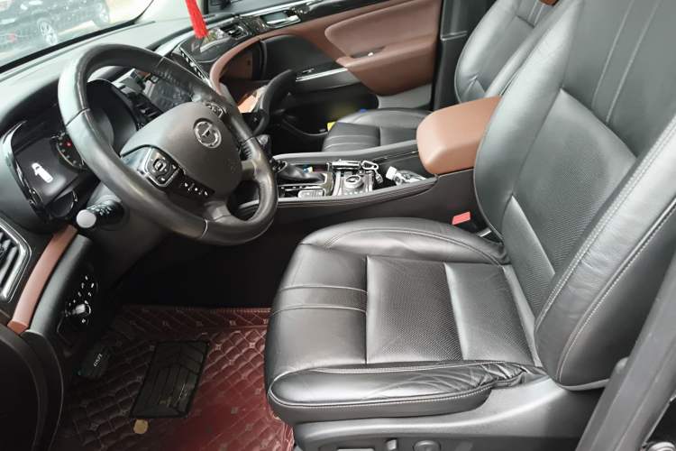 Used GAC Trumpchi GS8 2017 320T Four-Wheel Drive Luxury Smart Connectivity Version (7 Seats) Left Front Seat