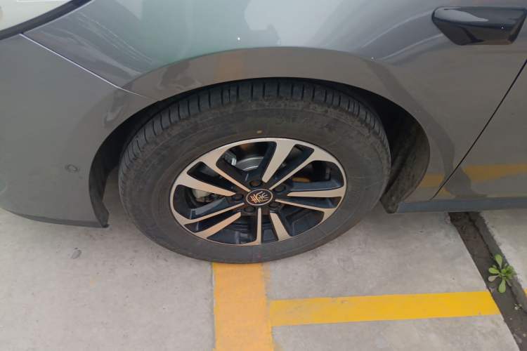 Used BYD Qin PLUS 2025 DM-i Smart Drive 120KM Superior Model