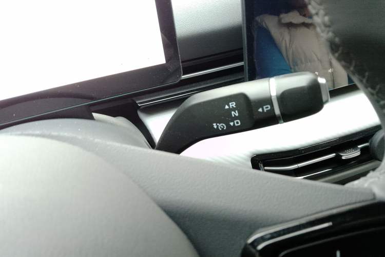 Used Bestune Yueyi 03 2025 445km Joyful Edition