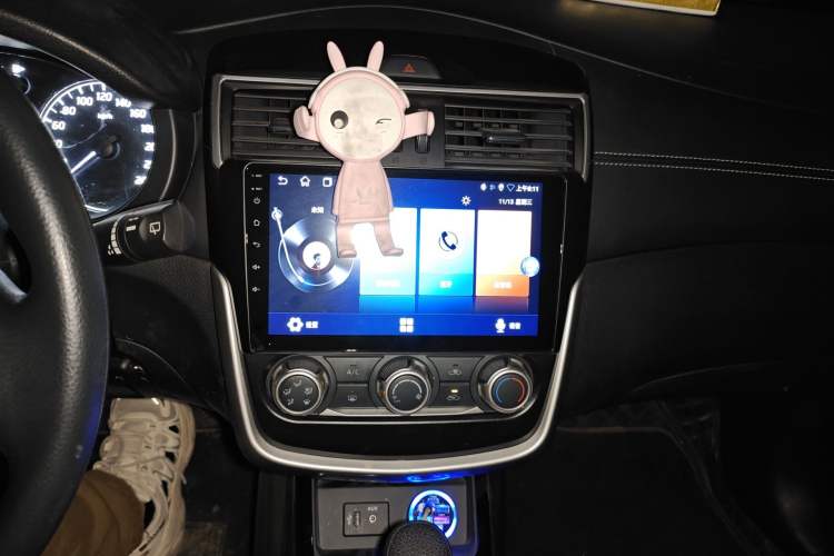 Used Nissan Tiida 2021 1.6L CVT Cool Edition Audio And AC Panel