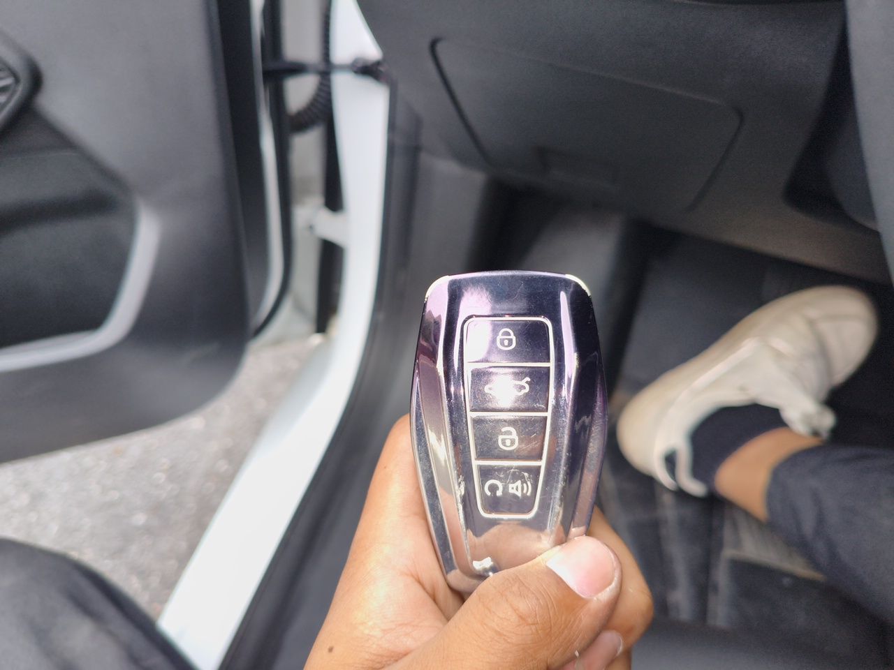 Geely Auto Emgrand 2025 4th Generation 1.5L CVT Luxury Version — снимка 20