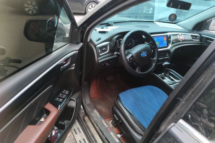 Used GAC Trumpchi GS7 2017 280T Two-Wheel Drive Luxury Model
