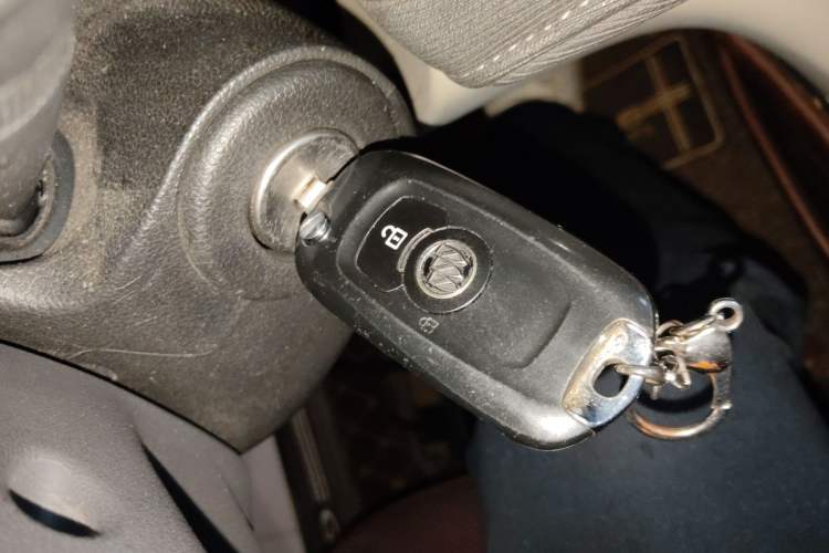 Used Buick GL6 2018 18T 6-Seater Elite Model
