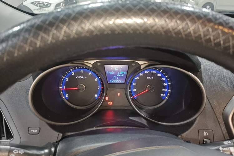 Used Hyundai ix35 2015 2.0L Automatic 2WD Smart Type China IV
