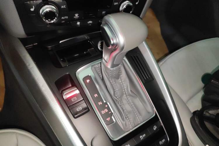 Used Audi Q5 2015 40 TFSI Technology Edition