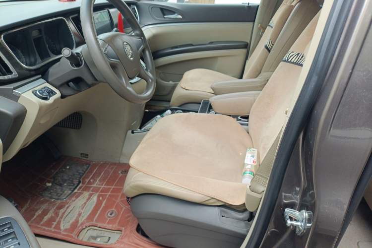 Used Buick GL8 2011 2.4L CT Luxury Business Comfort Edition