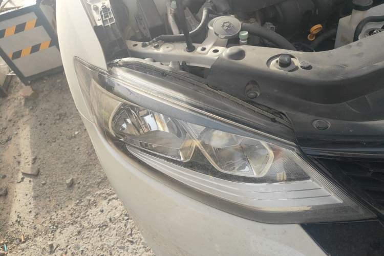 Used Nissan Tiida 2016 1.6L CVT Smart Drive Edition
