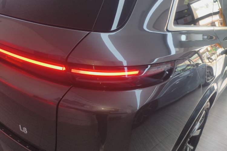 Used Li Auto L8 2023 Pro Model