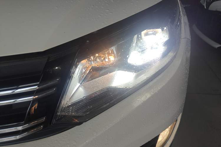 Used Volkswagen Tiguan L 2016 300TSI Automatic Two-Wheel Drive Trend Edition