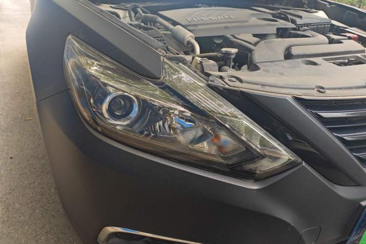 Used Nissan Teana 2016 2.0L XL Comfort Edition Right Front Headlight