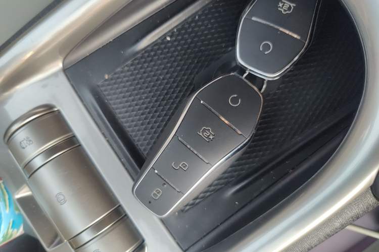 Used BYD Dolphin 2021 405 km Fashion Edition Vehicle Key