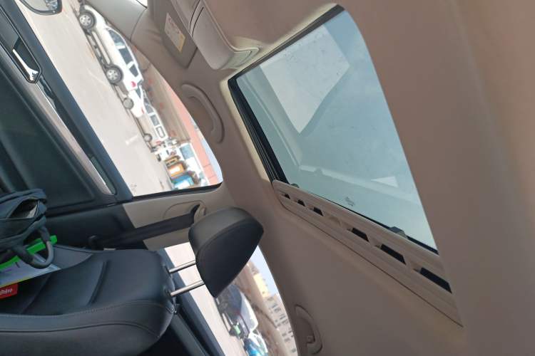 Used Volkswagen Sagitar 2017 180TSI Automatic Luxury Edition