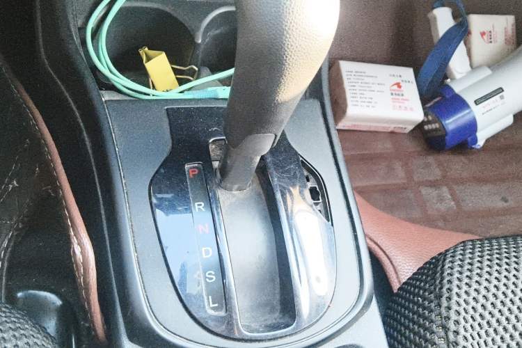 Used Honda City 2015 1.5L CVT Comfort Version Gear Lever