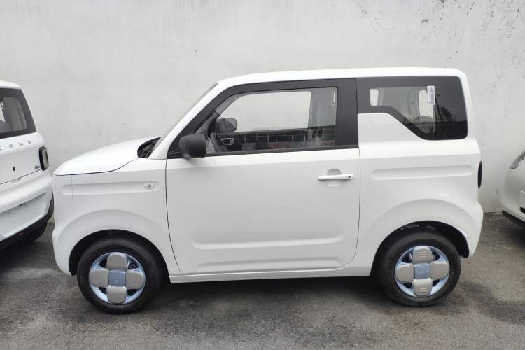 Used Geely Galaxy Panda 2024 Panda Mini 200km Endurance Bear