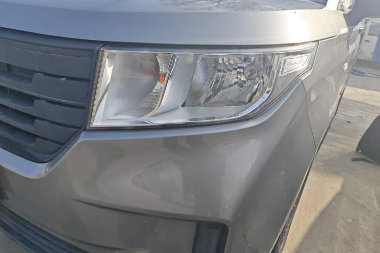 Used Wuling Hongguang PLUS 2019 1.5T Manual Wealthy Version 2 Seats
