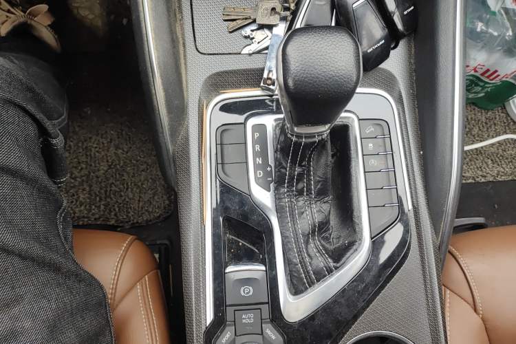 Used SAIC MAXUS D90 2017 2.0T Automatic All-Wheel Drive Sirius