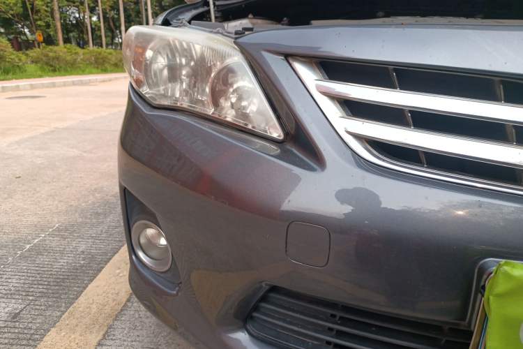 Used Toyota Corolla 2011 1.8L CVT GL-i Right Front Headlight