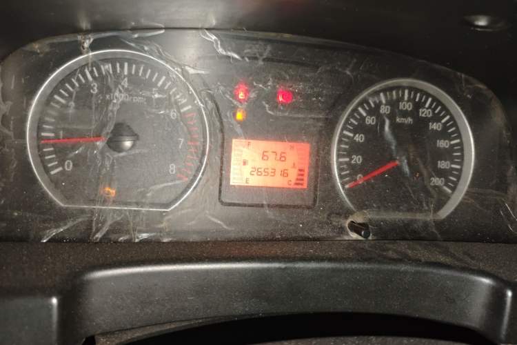 Used FORTHING Lingzhi 2016 V3 1.5L 7-Seater Standard Model China V Emission Standard
