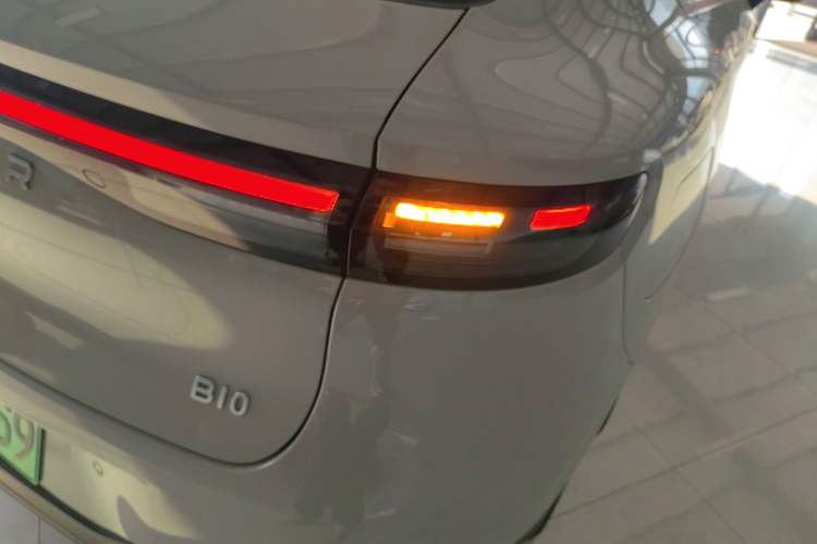 Used Leapmotor B10 2025 510 Joyful Edition Right Rear Taillight