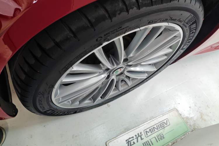 Used Alfa Romeo Giulia 2017 2.0T 280HP Luxury Sport Edition