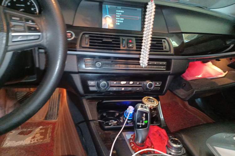 Used BMW 5 Series 2012 523Li Leading Model Audio And AC Panel