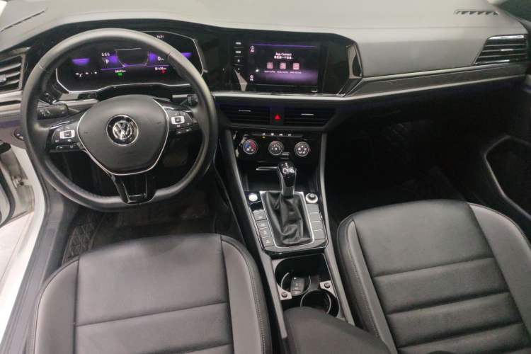 Used Volkswagen Sagitar 2021 280TSI DSG Comfort Connect Edition Center Console