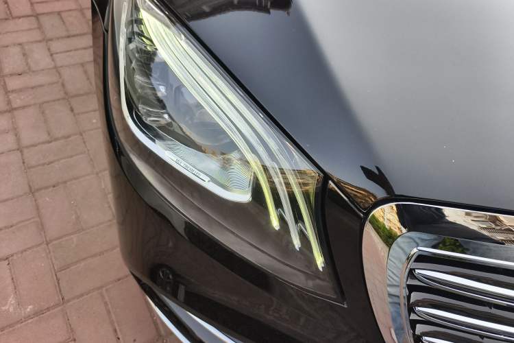 Used Mercedes-Benz S-Class 2014 S 400 L HYBRID Right Front Headlight