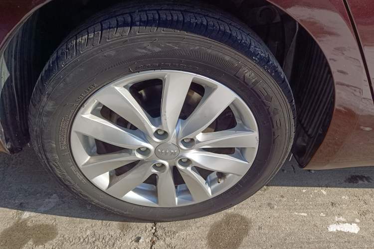 Used Kia K3 2015 1.6L Automatic GLS
