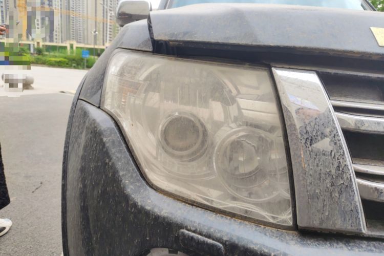 Used Mitsubishi Pajero 2012 3.0L Elite Edition Exterior 6