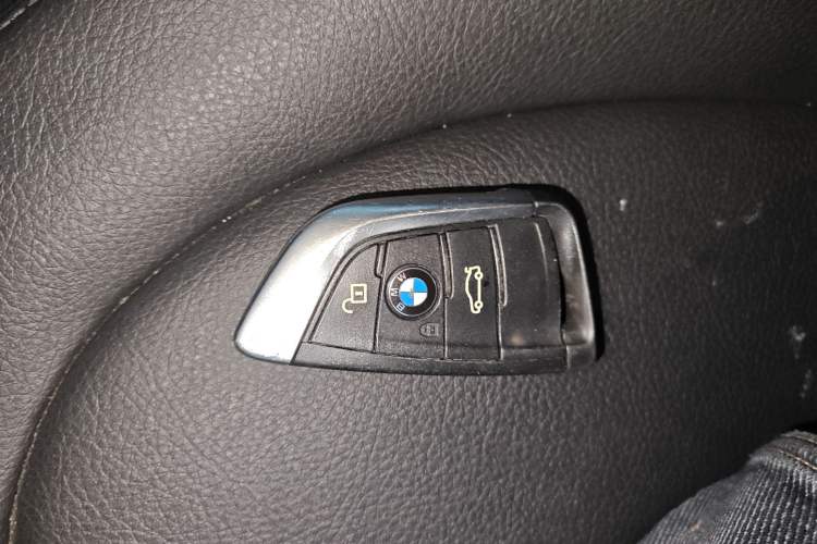 Used BMW X1 2018 sDrive20Li Leading Model Vehicle Key