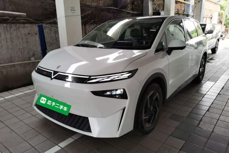 Used Venucia VX6 2024 520 Travel Edition
