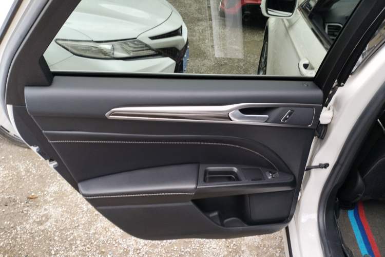 Used Ford Mondeo 2017 EcoBoost 180 Ultimate Model